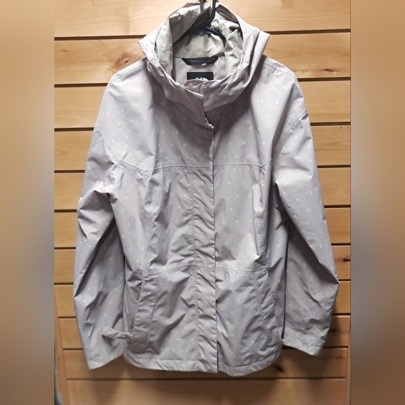 The North Face Folding Travel Jacket Size XL - Picture 9 of 11